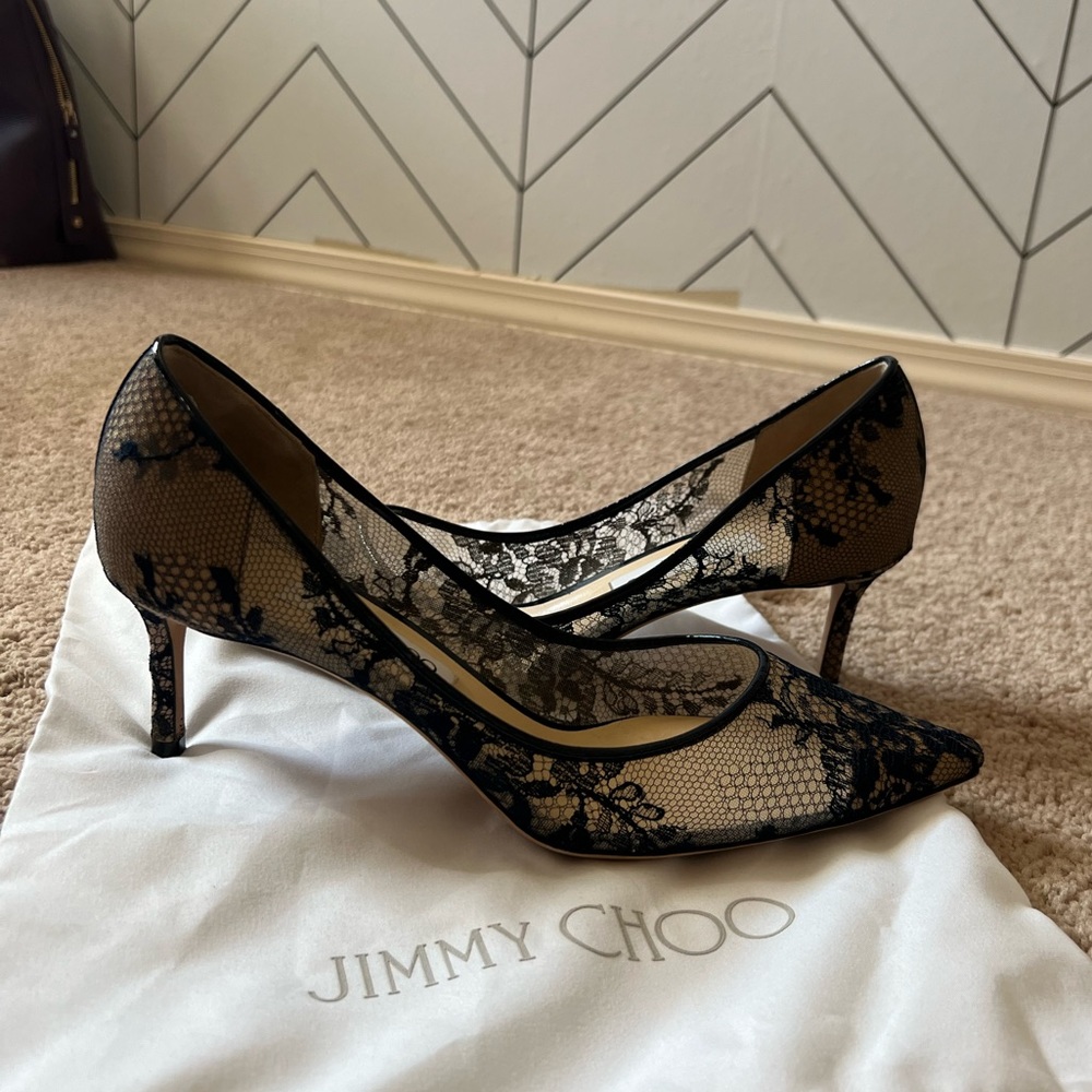 Jimmy Choo 40 Navy Love Lace heels